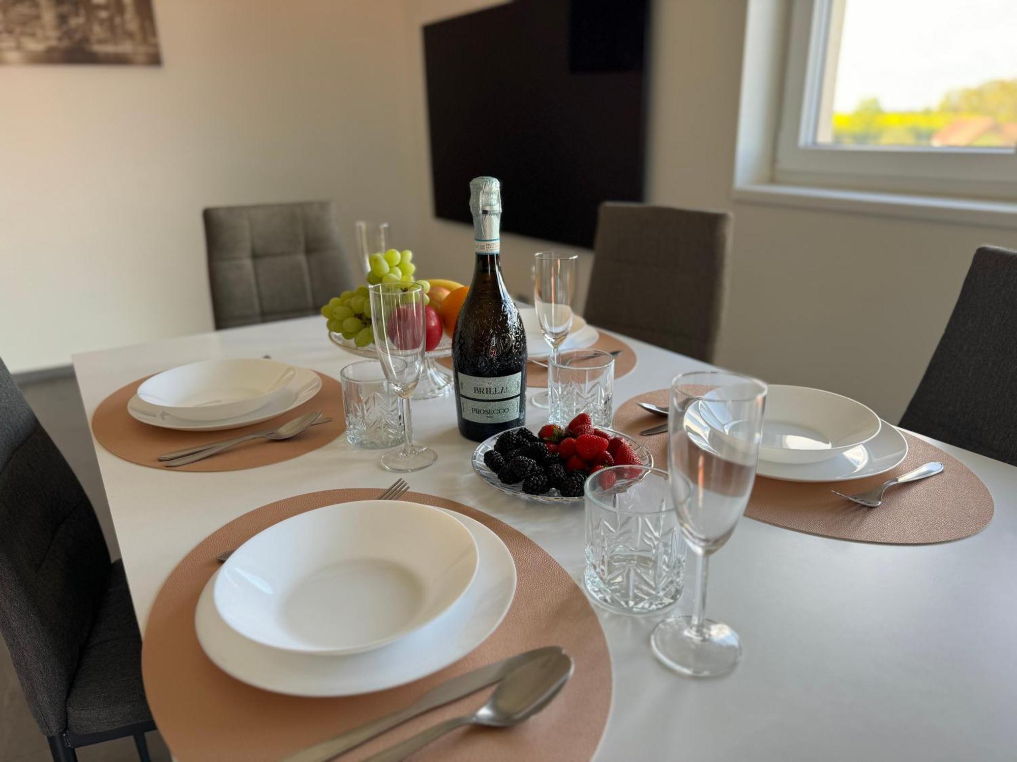 Byt Apartman 74M2 Vyhled Klid Priroda Прага Екстер'єр фото
